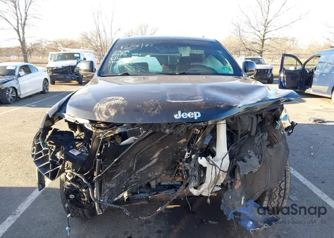 2018 Jeep Grand Cherokee Laredo E 4X4 from USA, damaged, VIN 1C4RJFAG5JC113266